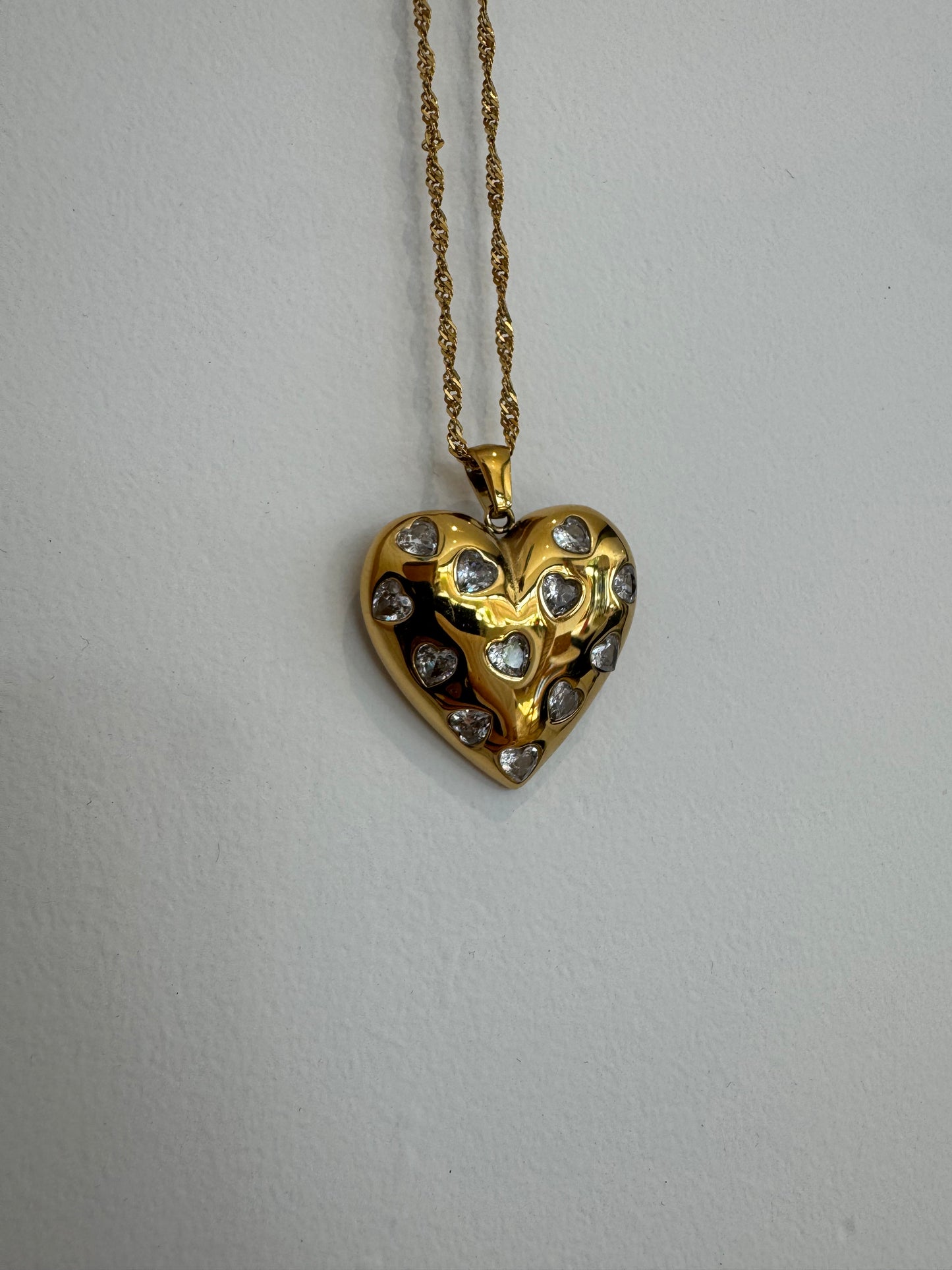 Chunky Gem Heart Necklace : Clear