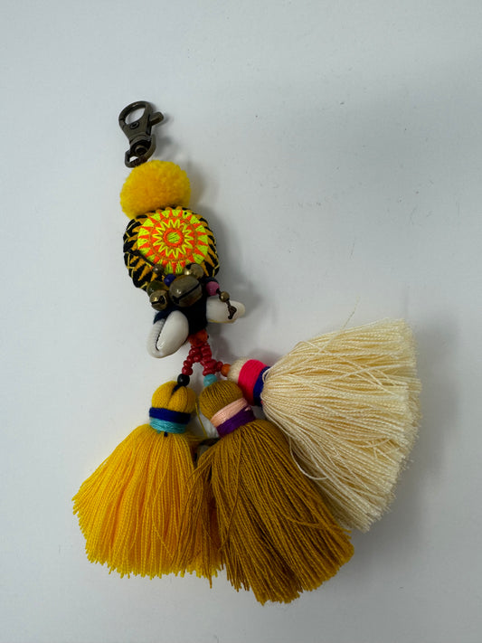 Embroidered tassel keyring : Green