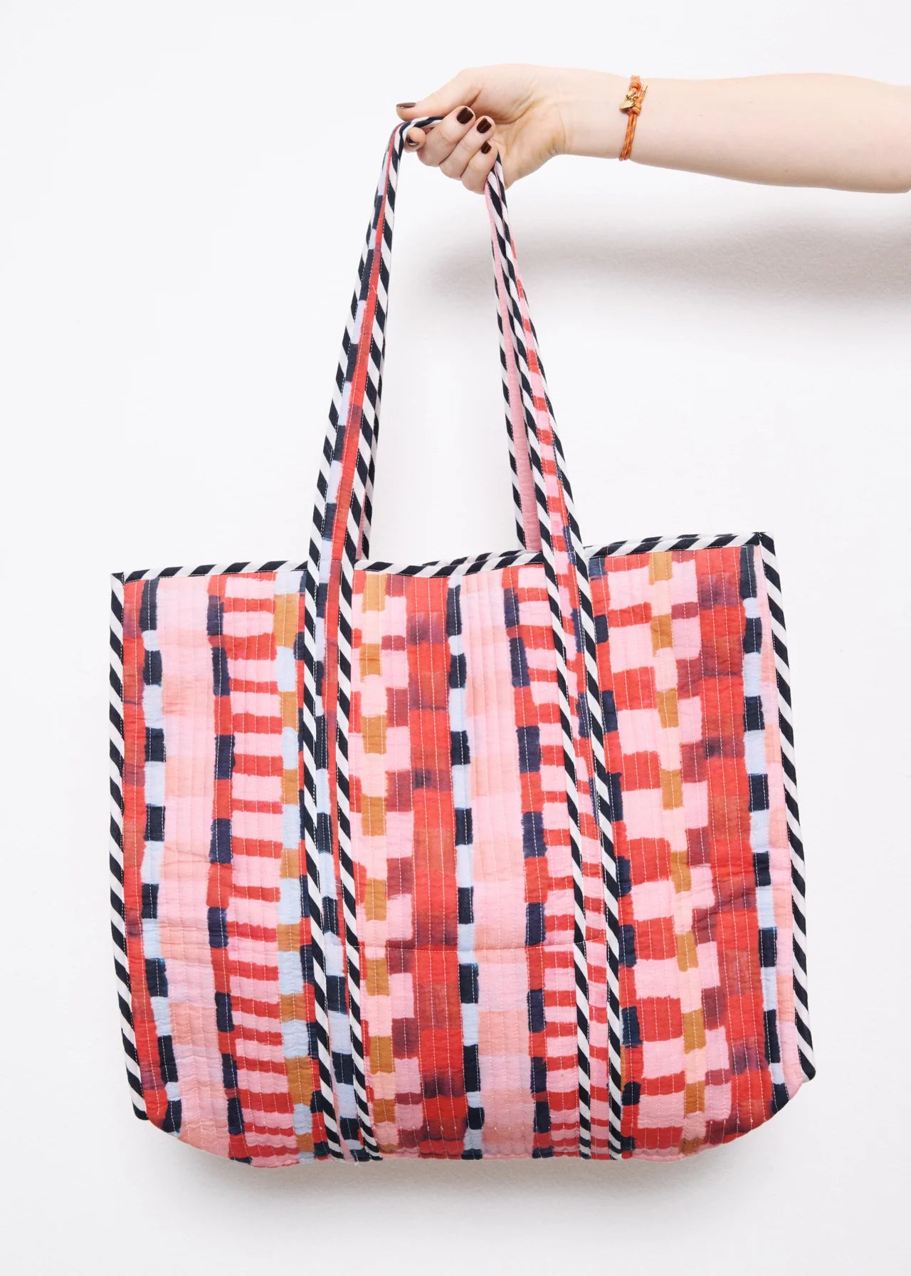 Pattern tote bag