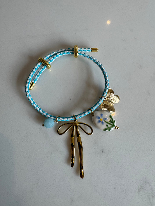 Blue paracord bow bracelet