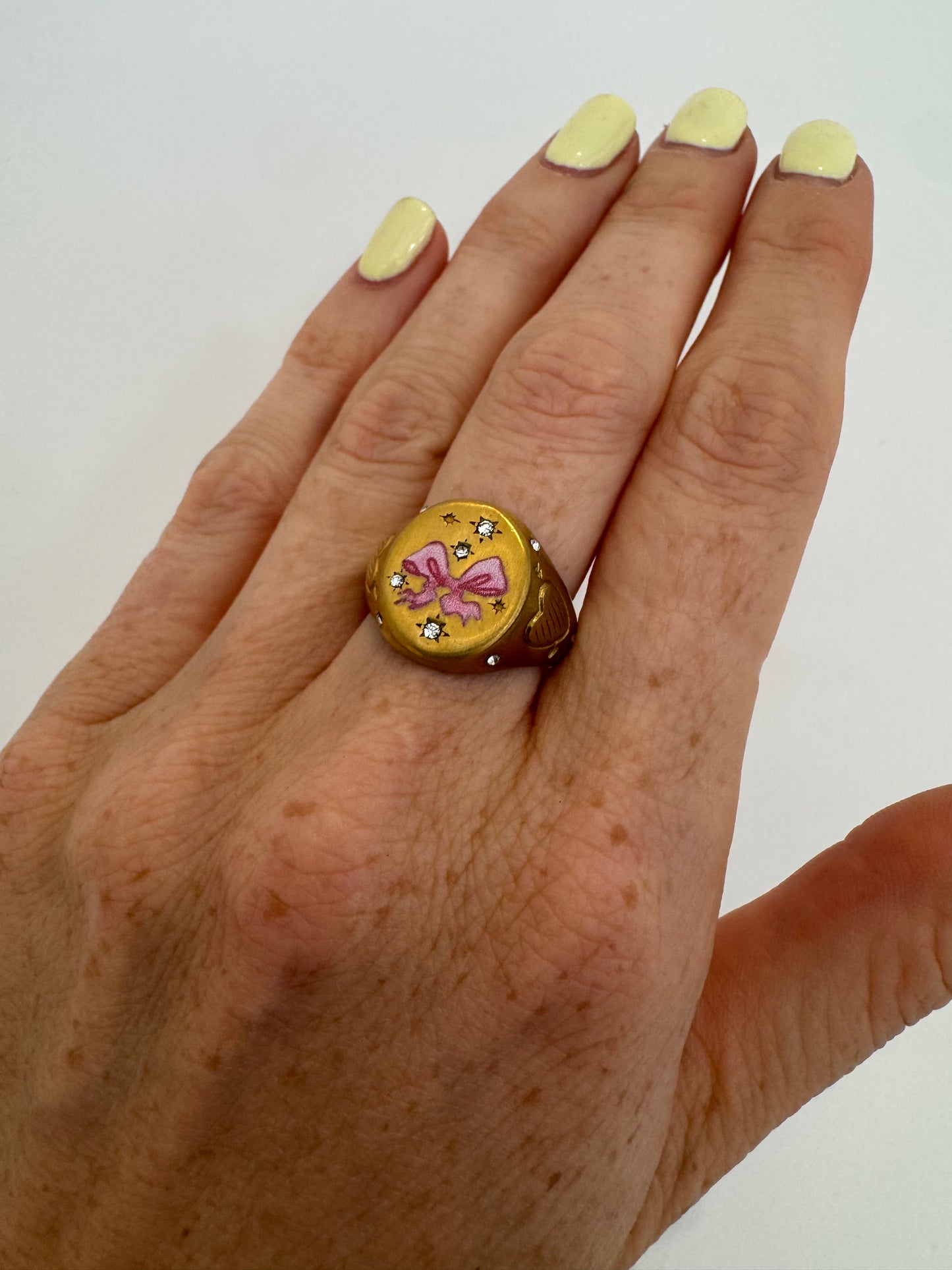Bow ring