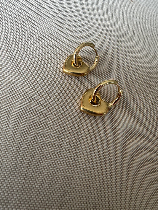 Heart Hoop earrings in gold