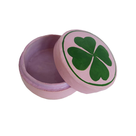 Lucky Clover Box