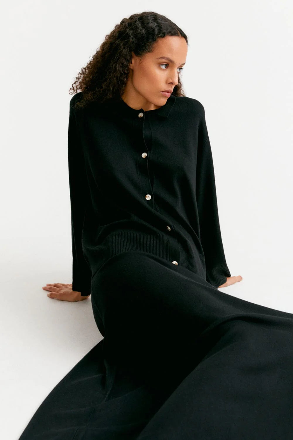 Knitted Cardigan with Collar in Black