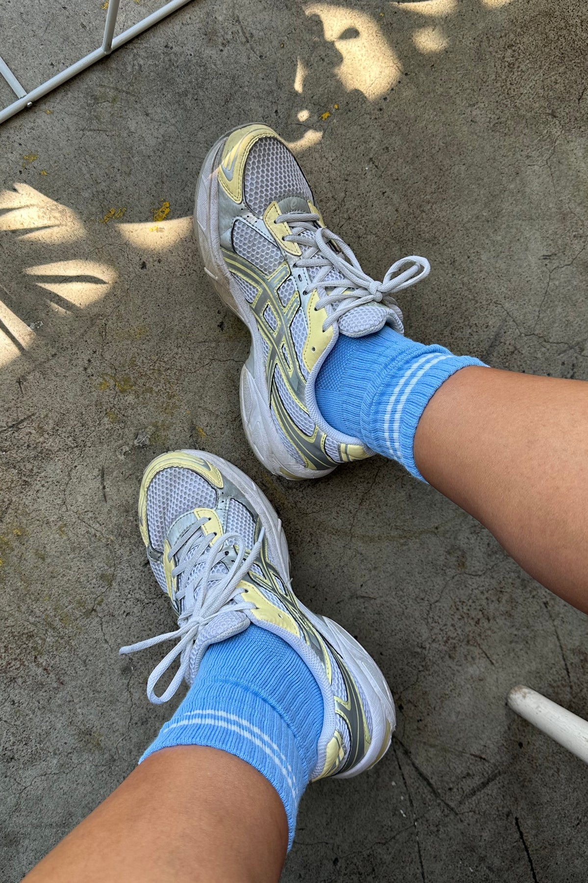 Le Bon Boyfriend socks in French Blue