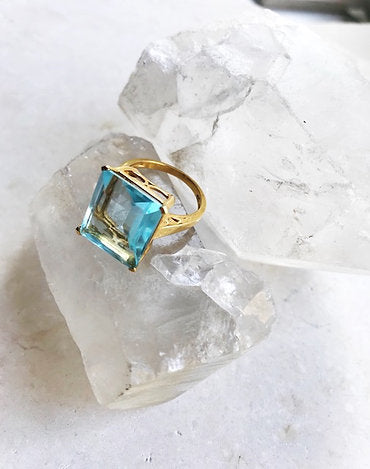 Claudia Ring Light Blue Hydro