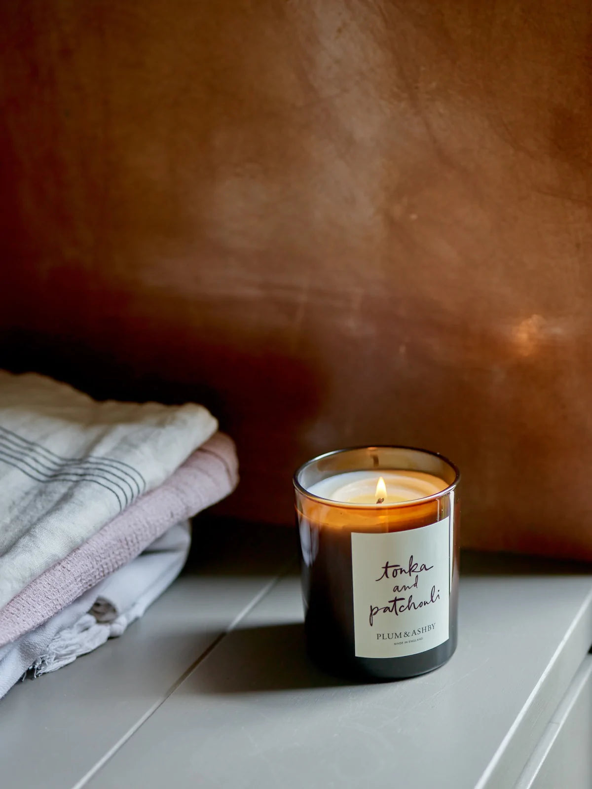 Plum & Ashby Candle : Tonka and Patchouli