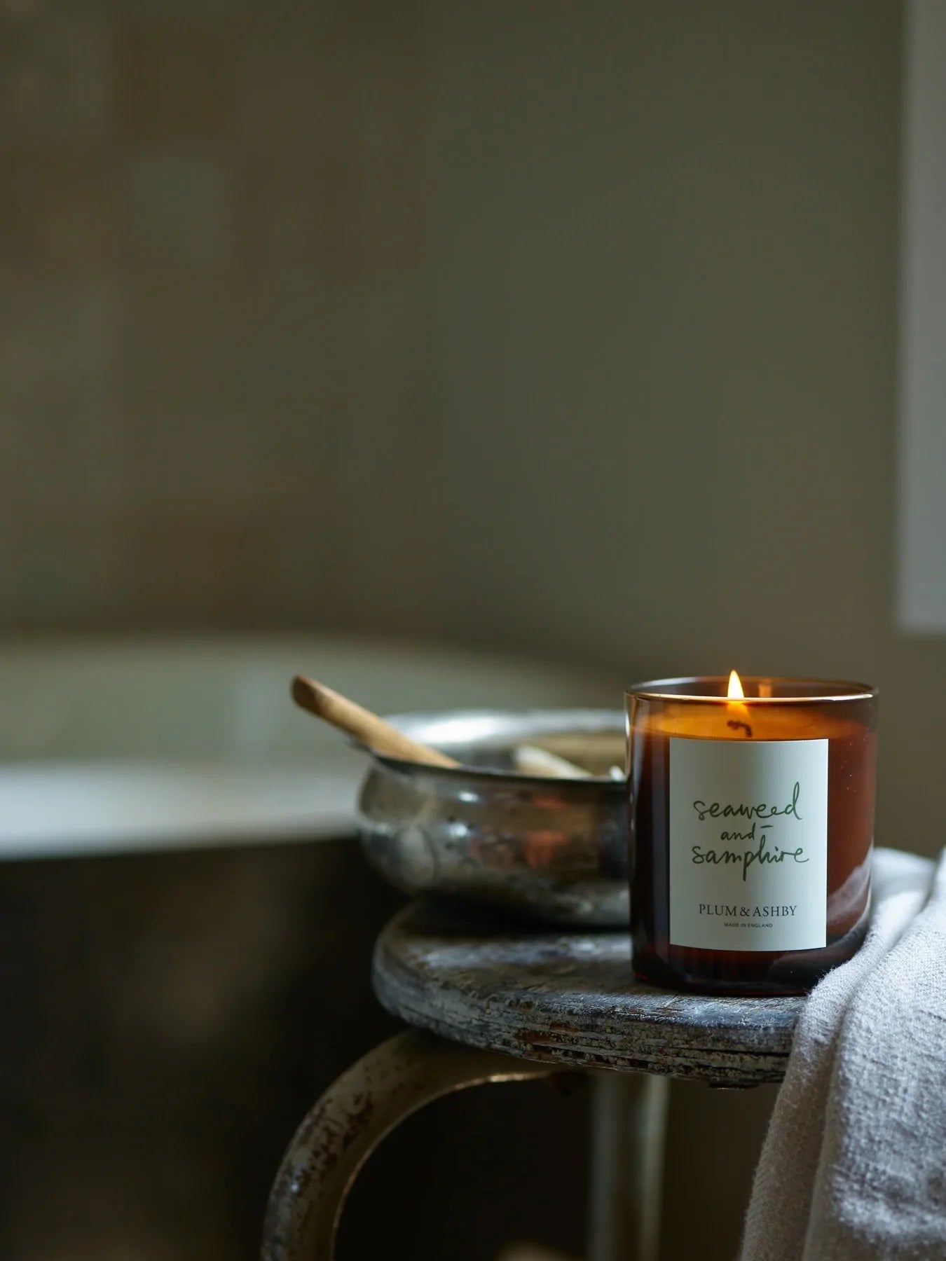 Plum and Ashby Candle : SEAWEED & SAMPHIRE