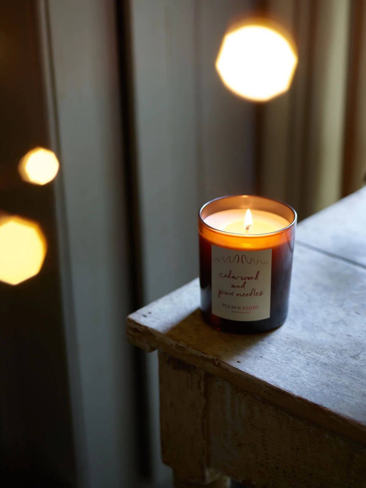 Plum and Ashby CEDARWOOD & PINE NEEDLES Candle