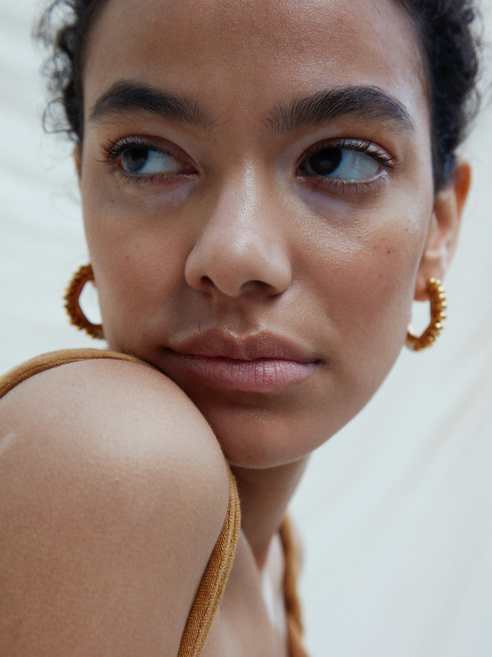 Pebble Gold Hoops