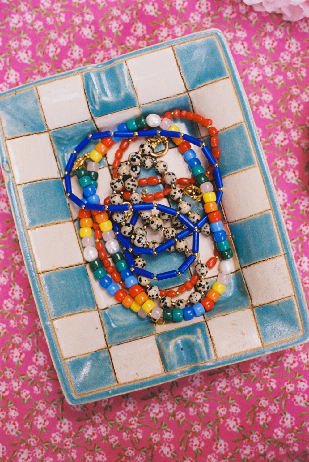 Q CERAMIC BRACELET