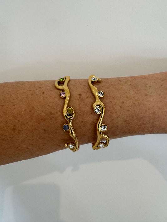 Wave bangle