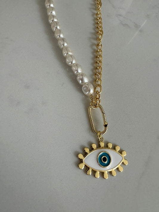 Pearl Eye Necklace