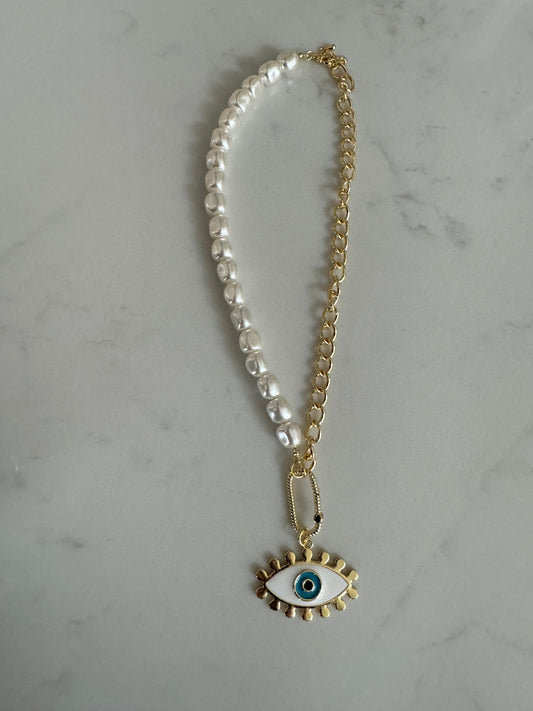 Pearl Eye Necklace