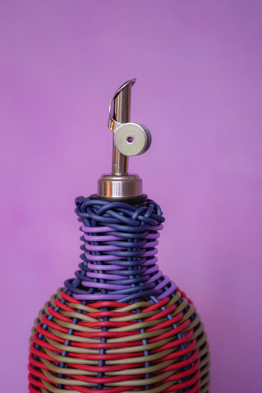 Maegen Oil Pourer - Red & Olive