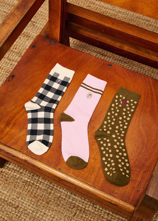CORNISH BLACK SOCKS x 3