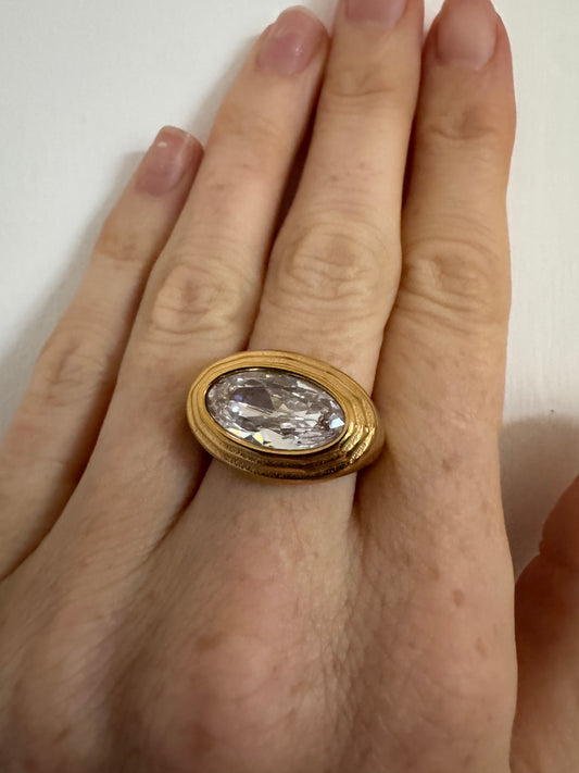 Diane Crystal Ring