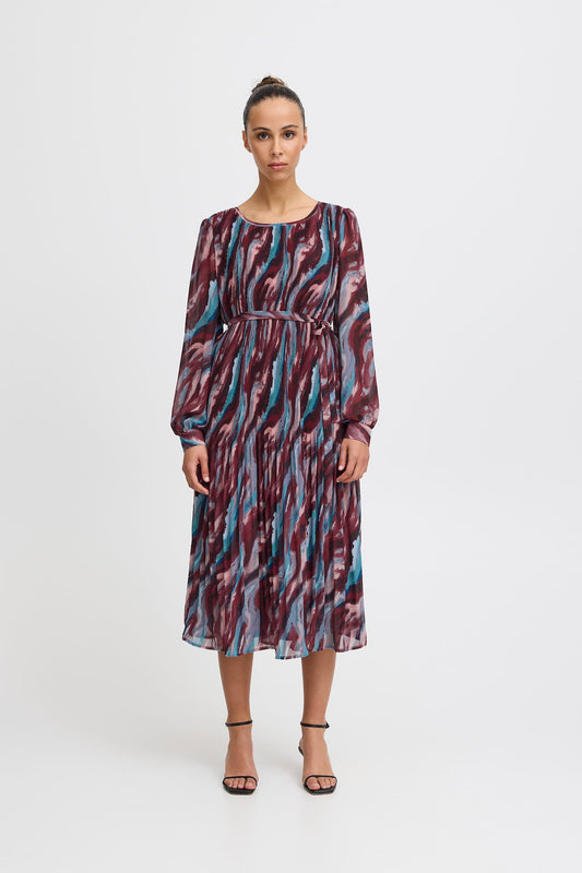 Pleated pattern dress