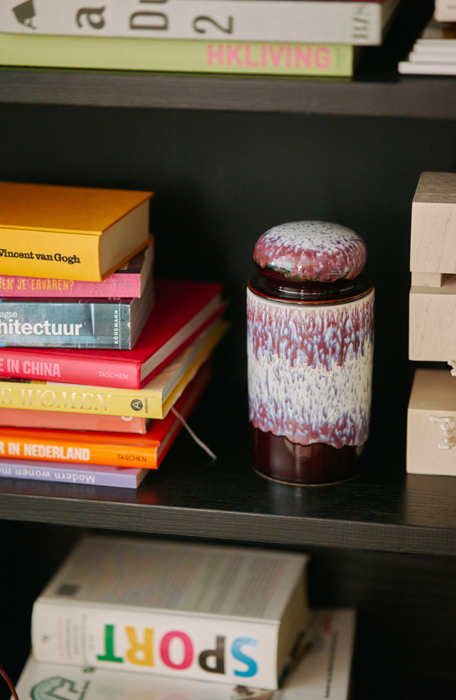 HKliving : 70s ceramics: storage jar, yeti