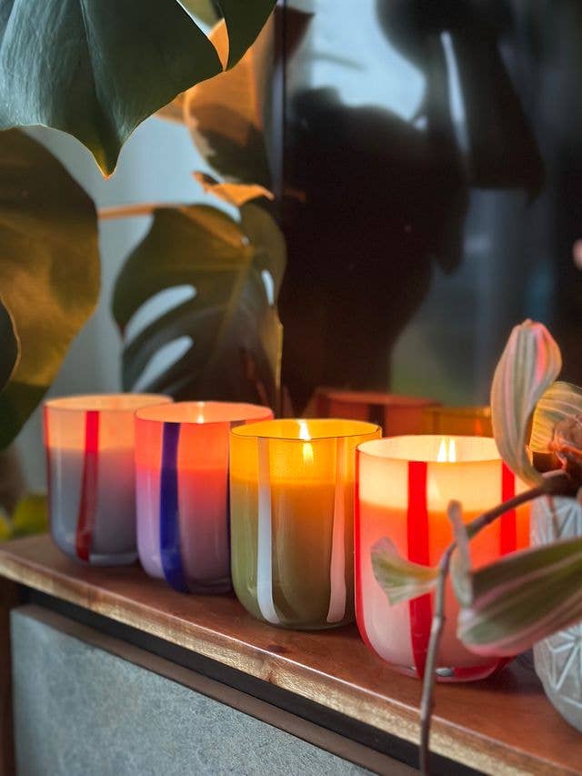 Atina Candle - Blackcurrant & Oudh