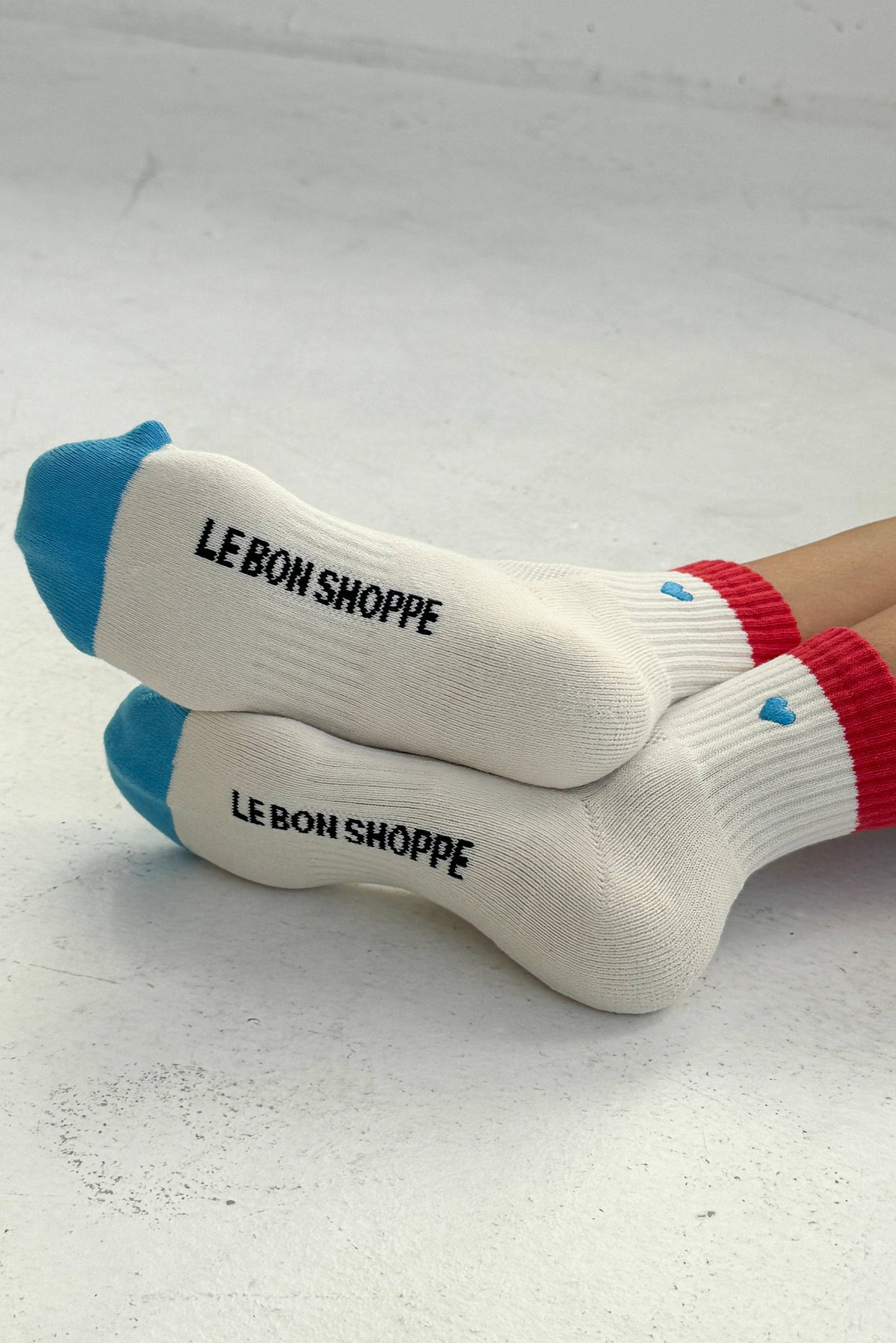 Embroidered Color Block Girlfriend Socks : BLUE RED + HEART