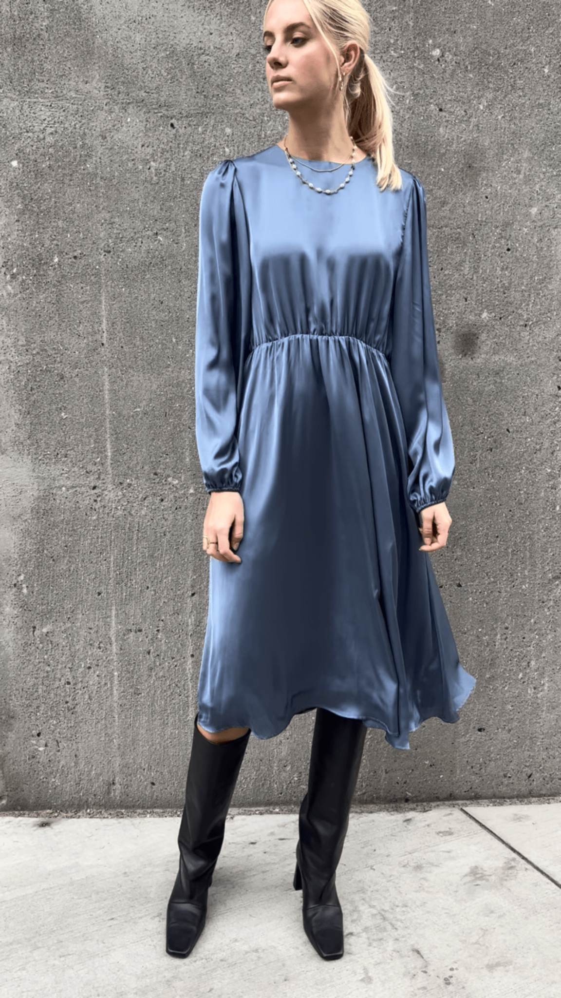 Levete Room Wave Blue Dress